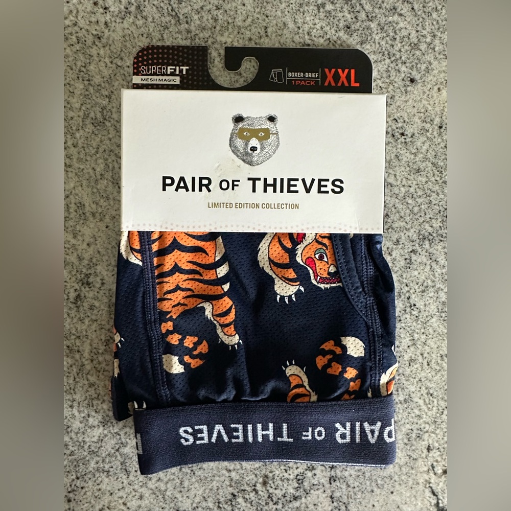 Men’s Pair of Thieves boxer briefs XXL